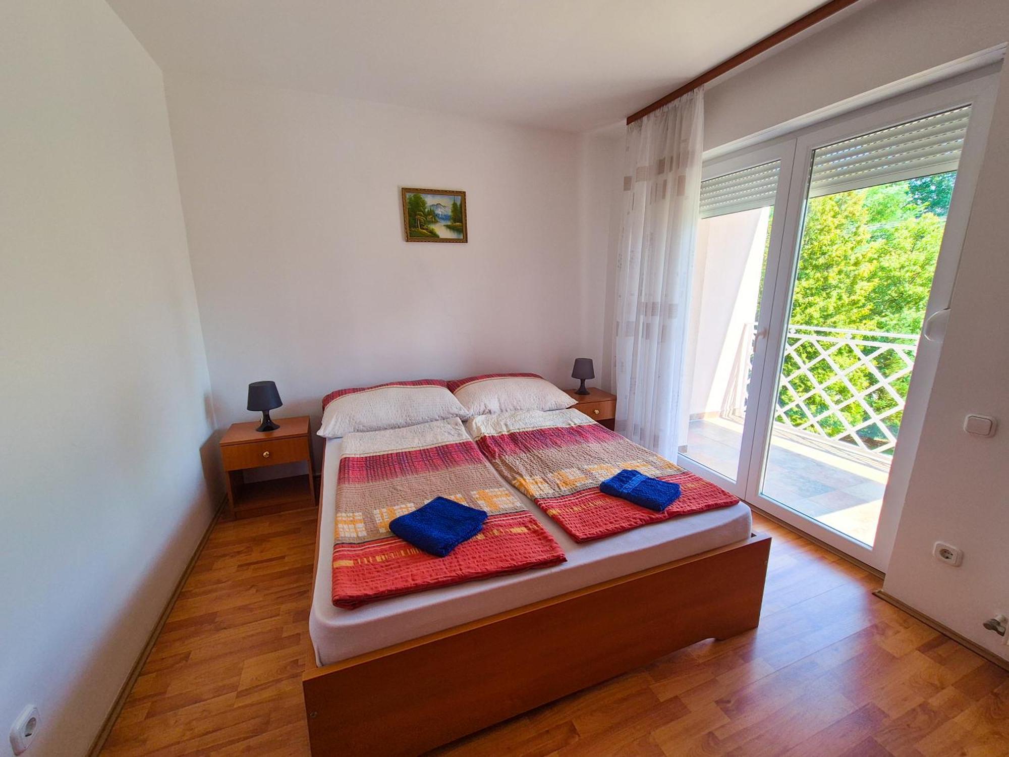 Ildiko Apartmanhaz Zamárdi Buitenkant foto