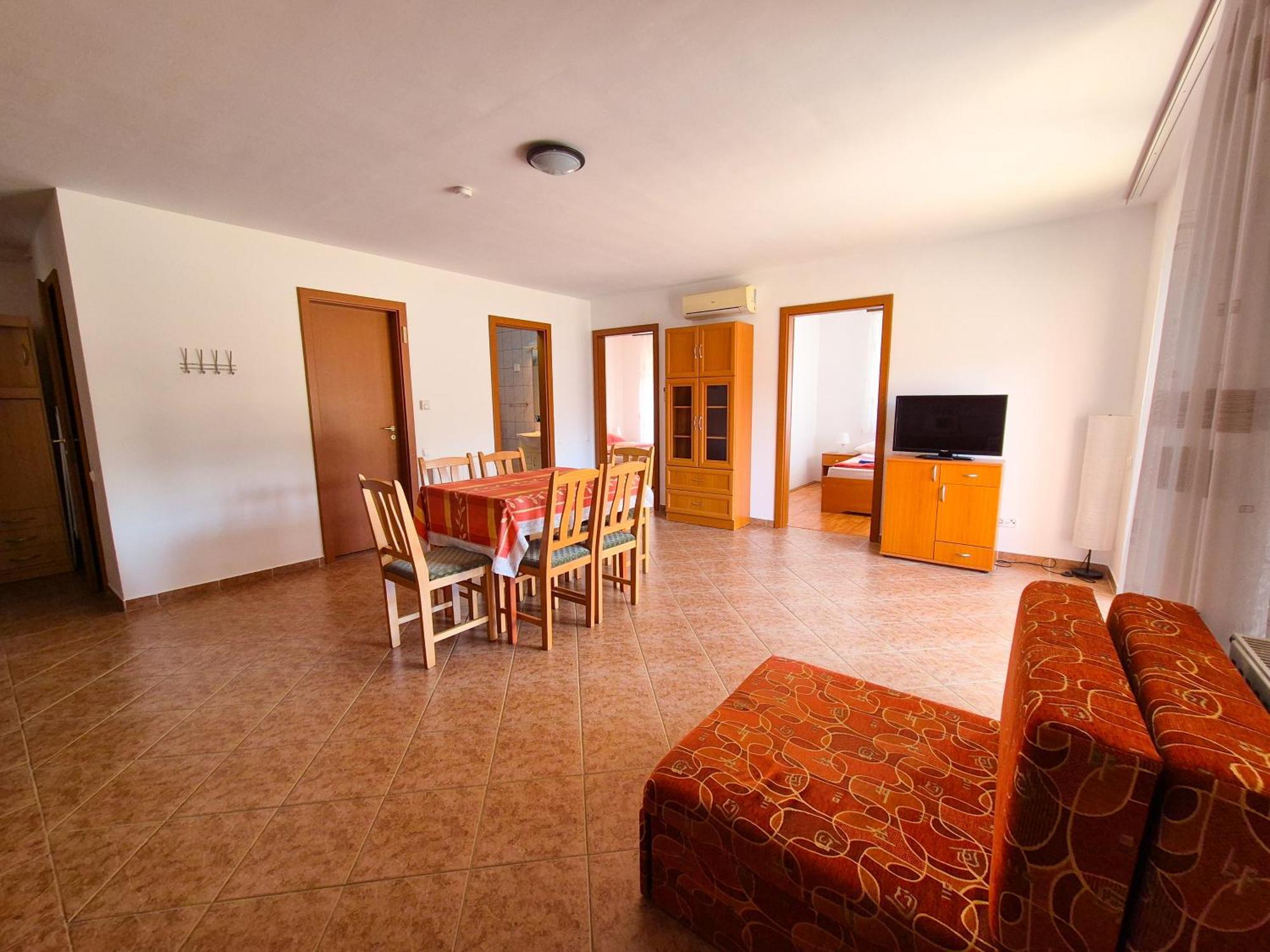 Ildiko Apartmanhaz Zamárdi Buitenkant foto