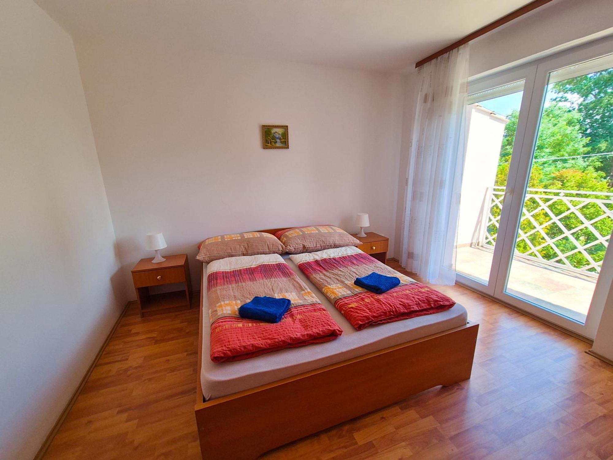 Ildiko Apartmanhaz Zamárdi Buitenkant foto