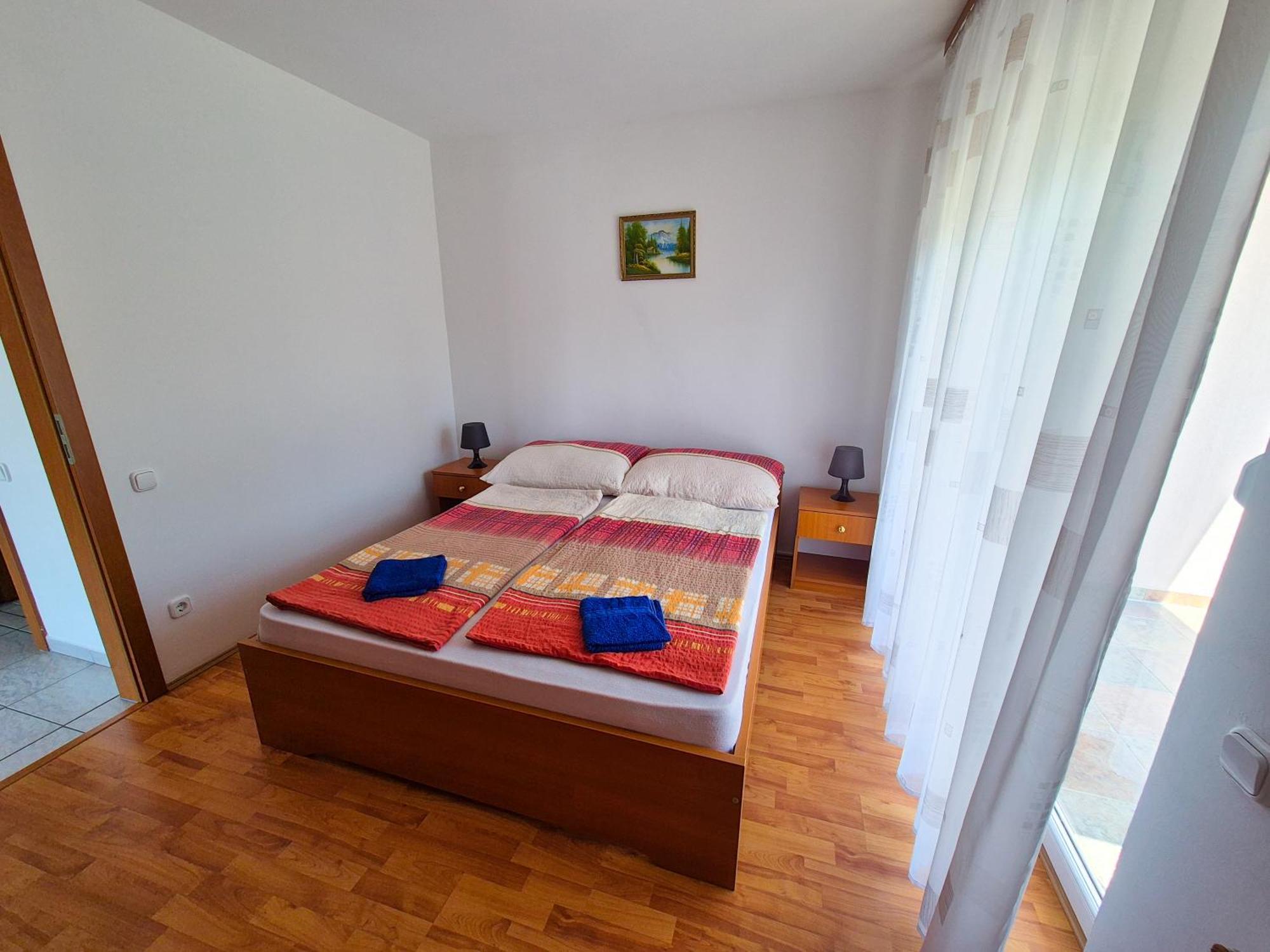 Ildiko Apartmanhaz Zamárdi Buitenkant foto